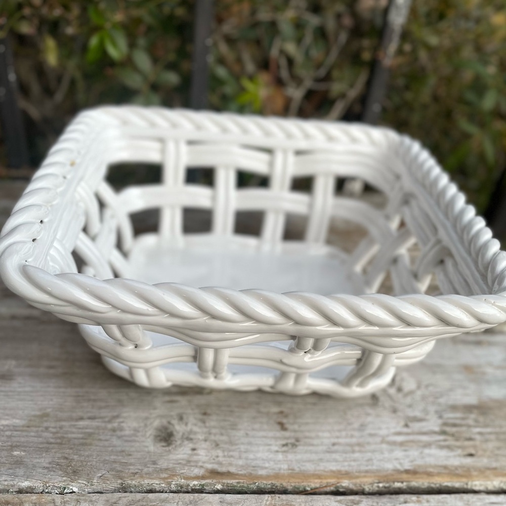 Tabletops Unlimited white ceramic Bread Basket 9x9